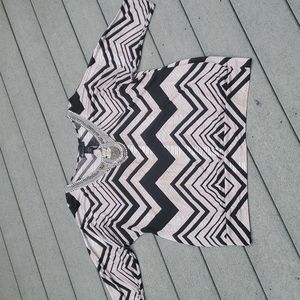 14/16 Lane Bryant Embellished Neckline 3/4 Peek-a-Boo Sleeve Top